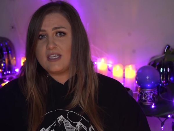 Kendall Rae - Did Lizzie Borden Axe Murder Her Parents?