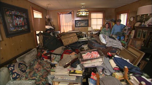 Hoarders - Retail Therapy