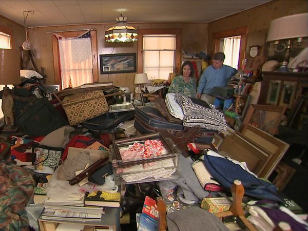 Hoarders - Retail Therapy