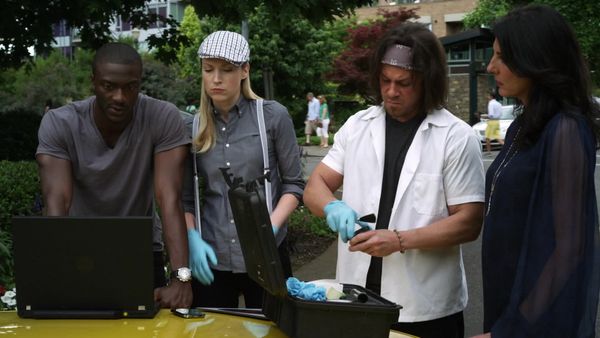 Leverage - The Lonely Hearts Job