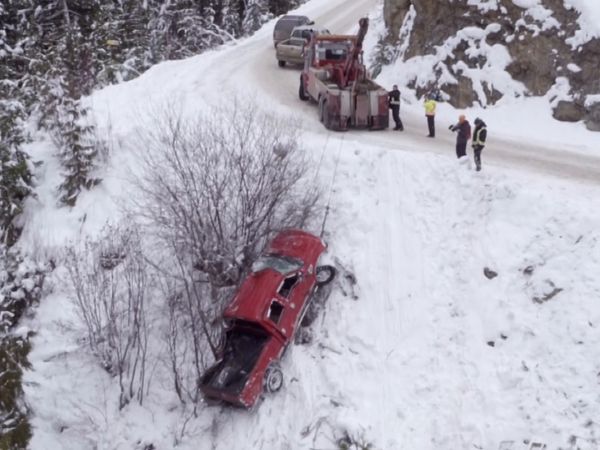 Heavy Rescue: 401 - Worlds Apart