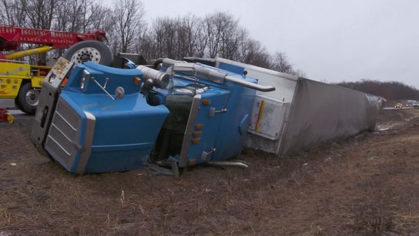 Heavy Rescue: 401 - Where there's smoke