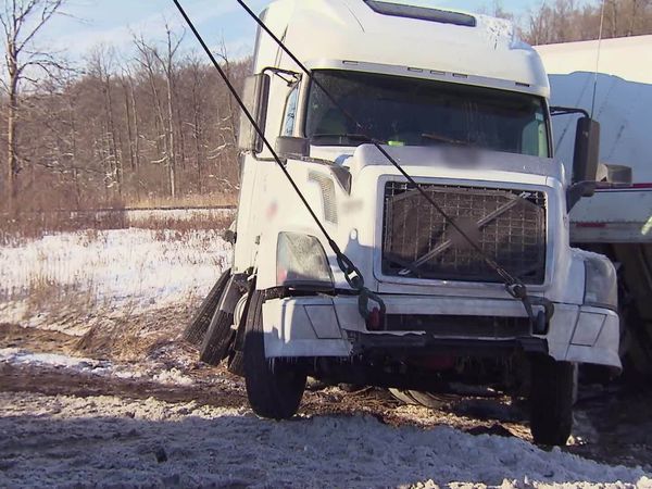 Heavy Rescue: 401 - One Twisted Mess