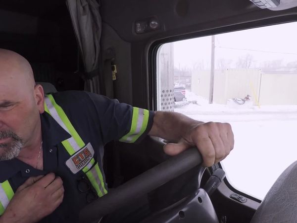 Heavy Rescue: 401 - The 401 is Calling