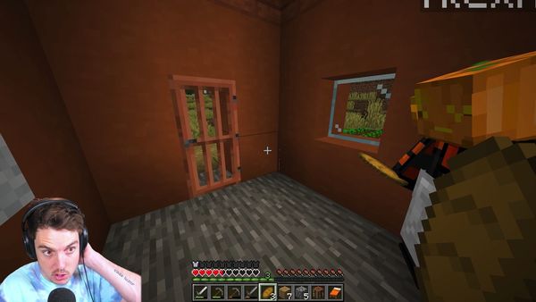 LazarBeam - Minecraft But Everything Kills You / Minecraft Mods