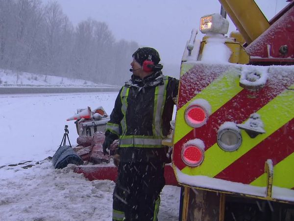 Heavy Rescue: 401 - Always Makes My Knee Knock