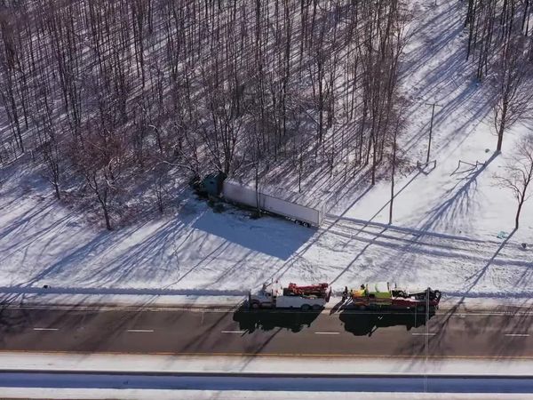 Heavy Rescue: 401 - This Ain't Gonna Be Pretty