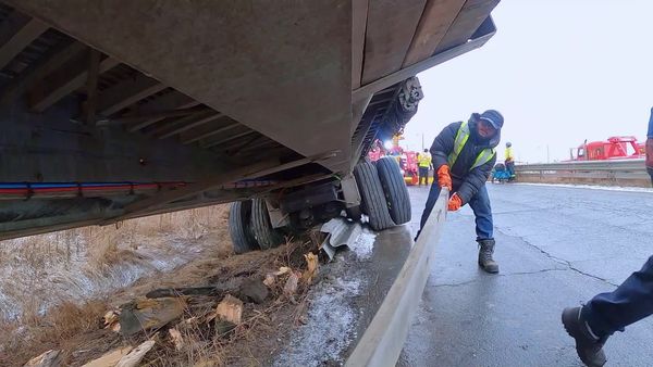 Heavy Rescue: 401 - That's Teamwork