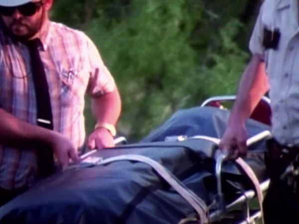 Unsolved Mysteries with Dennis Farina - Episode: 1