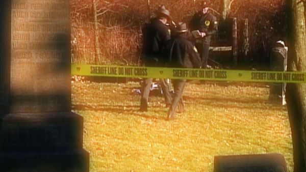 Unsolved Mysteries with Dennis Farina - Episode: 4