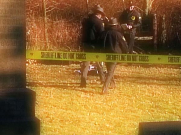 Unsolved Mysteries with Dennis Farina - Episode: 4