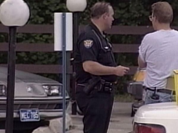 Unsolved Mysteries with Dennis Farina - Episode: 12