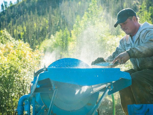 Yukon Gold - Know When to Fold ‘Em