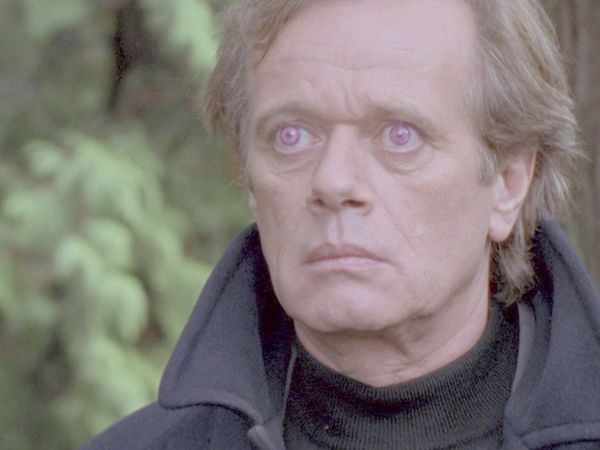 Outer Limits – Die unbekannte Dimension - Der Mann mit den seltsamen Augen