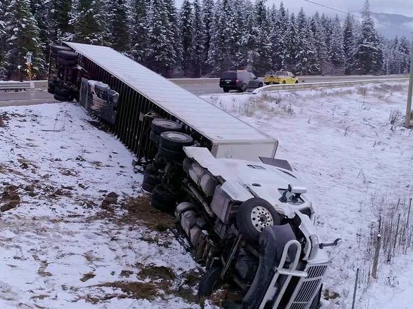 Highway Thru Hell - Fly or Fall