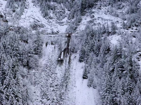 Highway Thru Hell - Hell in the Canyon