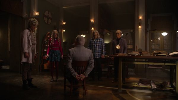 The Librarians - Y la corona sangrante