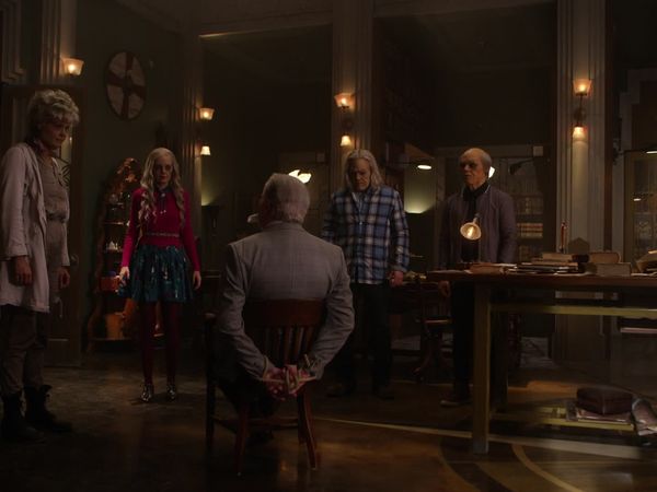 The Librarians - Y la corona sangrante
