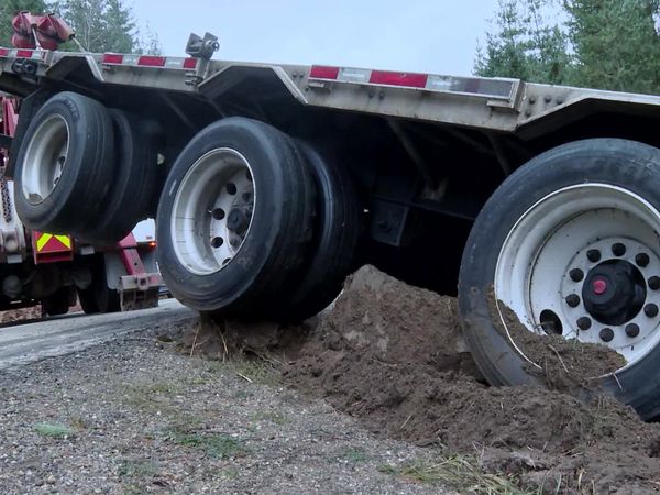 Highway Thru Hell - Know When To Hold 'Em