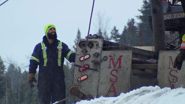 Highway Thru Hell - Wrecker and Goliath