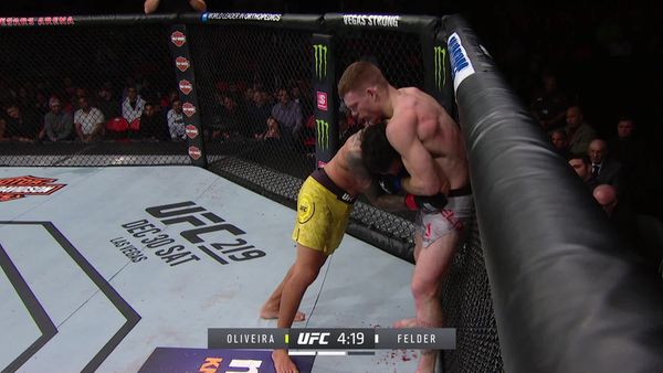 UFC 218: Charles Oliveira vs. Paul Felder - UFC 218: Charles Oliveira vs. Paul Felder