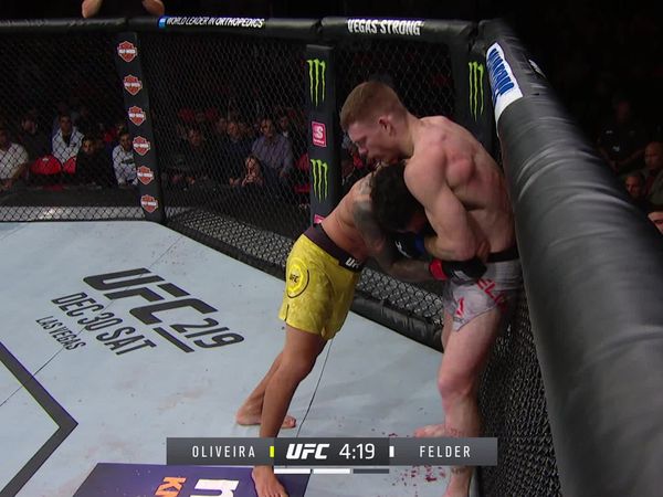 UFC 218: Charles Oliveira vs. Paul Felder - UFC 218: Charles Oliveira vs. Paul Felder