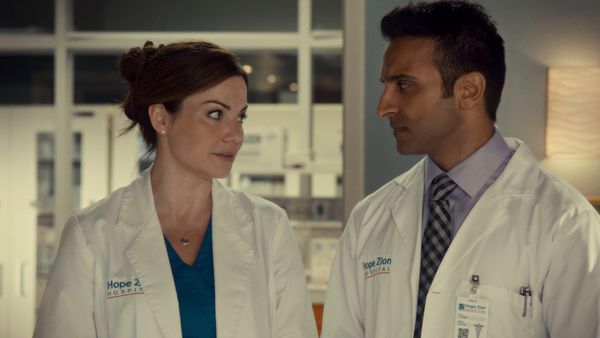 Saving Hope - Kannst du mich nicht klopfen hören?
