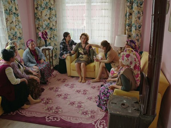 Señora Fazilet Y Sus Hijas - Episodio 22