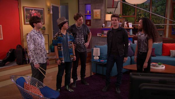 Os Thundermans - A Missão de Phoebe