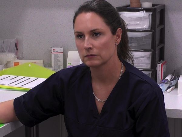 Skin A&E - Episode 6