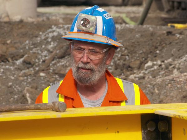 The Curse of Oak Island - Duc It Out