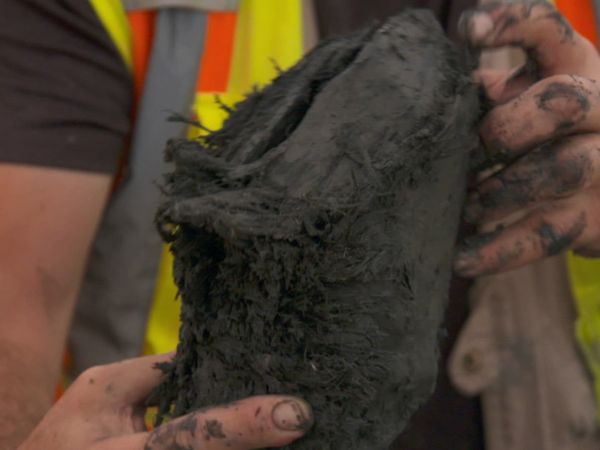 The Curse of Oak Island - A Damming Clue