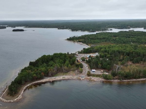 The Curse of Oak Island - Striking Gold