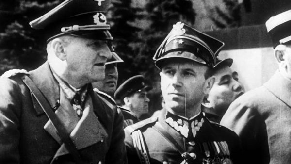 WWII: Price of Empire - The Phoney War