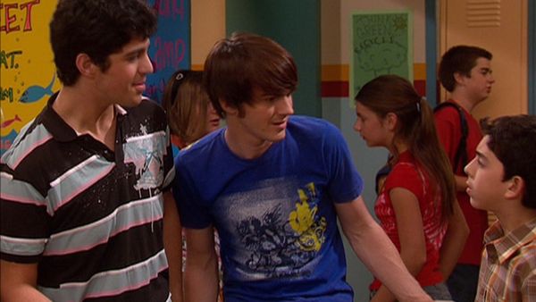 Drake y Josh - EL Primer Beso de Megan