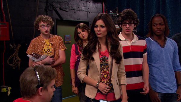 Victorious - Exprimidor de neuronas
