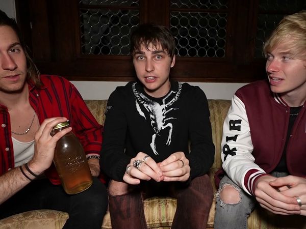 Sam and Colby - Our Night at Dracula's Castle