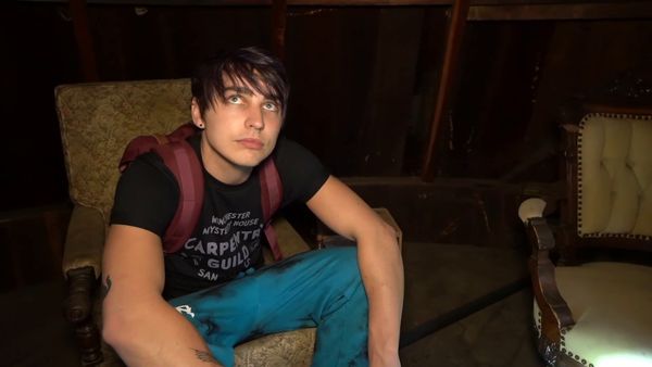 Sam and Colby - Exploring the World's Largest Haunted House