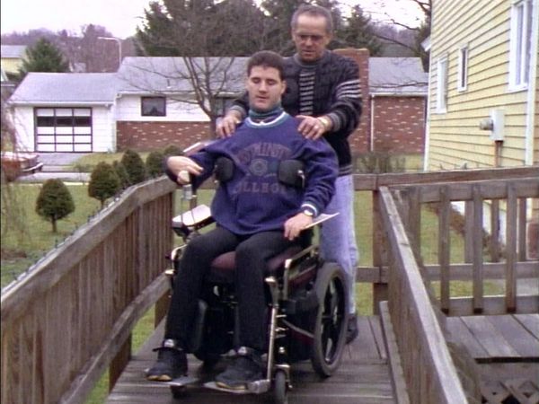Unsolved Mysteries with Dennis Farina - Episode: 7