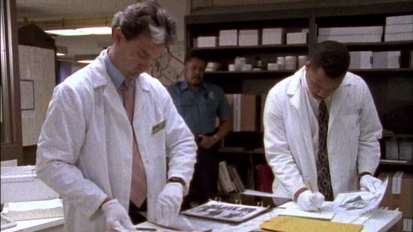Unsolved Mysteries with Dennis Farina - Episode 14