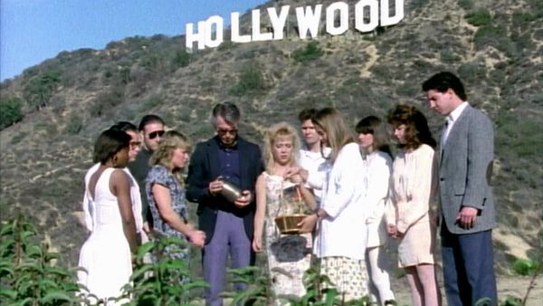 Unsolved Mysteries with Dennis Farina - Episode: 17