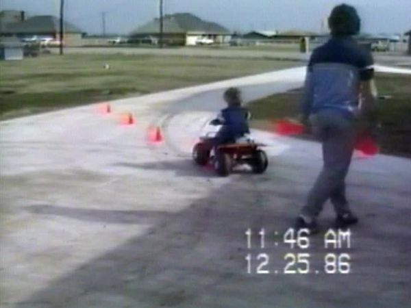 America's Funniest Home Videos - Simian Silliness, The Toy Department and Down on the Farm