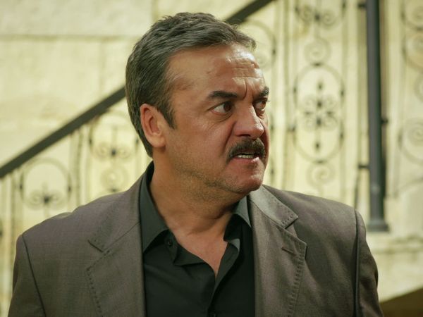Rosa Negra - Episodio 9