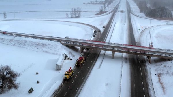Heavy Rescue: 401 - Lump in the Throat