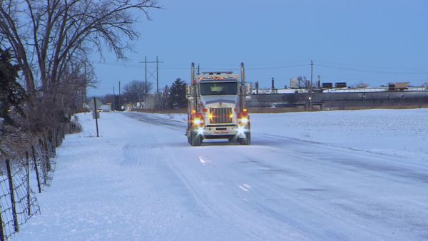 Heavy Rescue: 401 - Deep, Steep and Stuck
