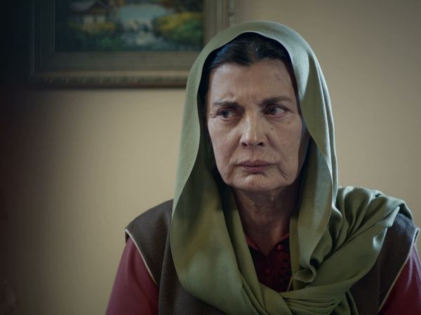 Rosa Negra - Episodio 1