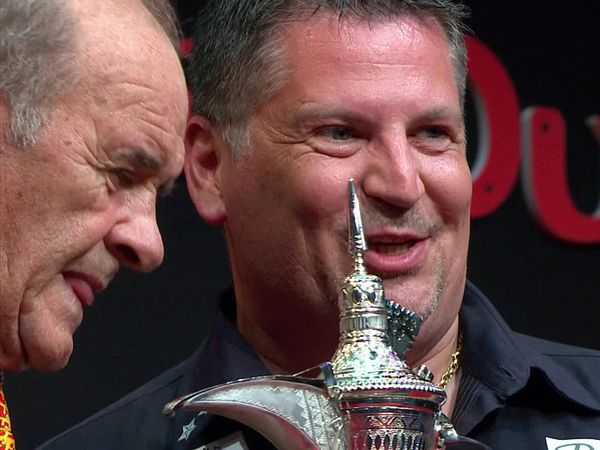 PDC Darts Classics - Dubai Masters Final: Gary Anderson Vs Michael van Gerwen