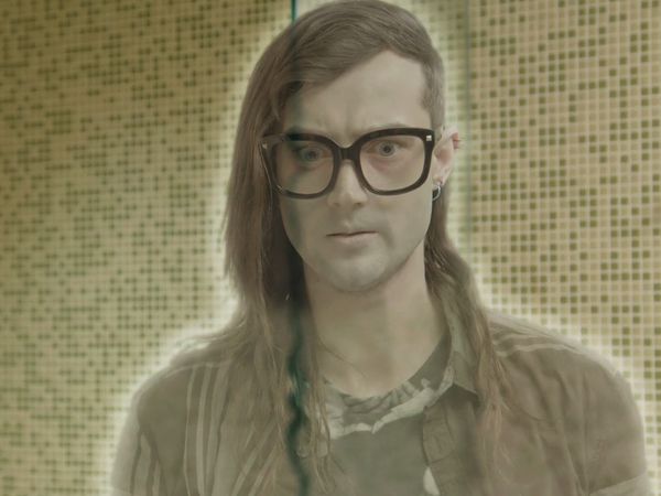 Deadbeat: O Espírito da Coisa - Ficante em Skrilletz