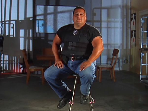 Fugitivos de la ley: Los Ángeles - Episodio 8