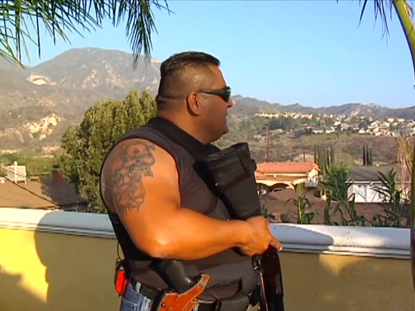 Fugitivos de la ley: Los Ángeles - Episodio 11